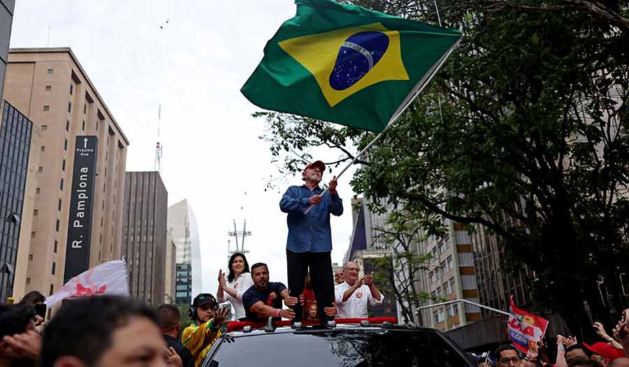 Brazils_Lula_Historic-apha-261027.jpg