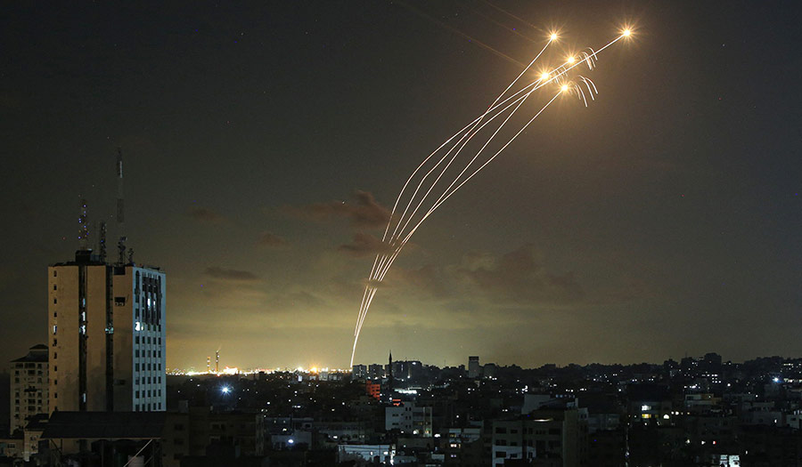 Israel_Hamas_Making-apha-231030.jpg