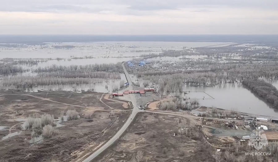 Russia_Worst_Flooding-apha-240409.jpg