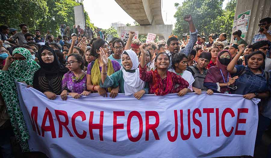 Students_Bangladesh_Forced-apha-240905.jpg